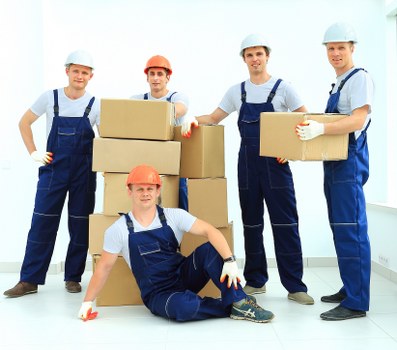 Moving truck service for homes and businesses in Coombe