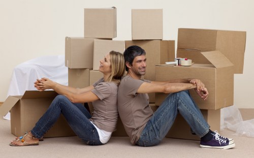 Small house move and furniture transport service in Coombe