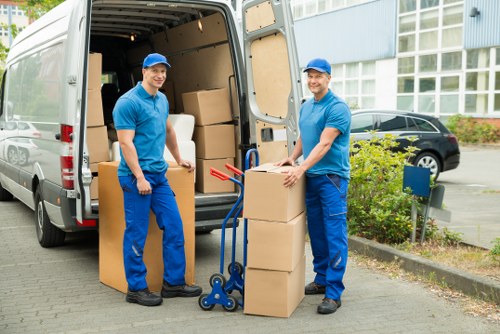 Accepted payment methods and encrypted checkout for Man With Van Coombe